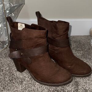 Old Navy Chocolate Brown Ankle Booties